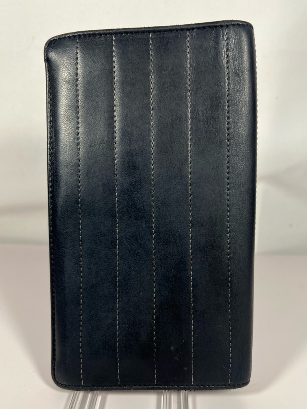 1124: Chanel Vertical Quilted Leather Wallet CC Logo Black - Picture 2 of 16